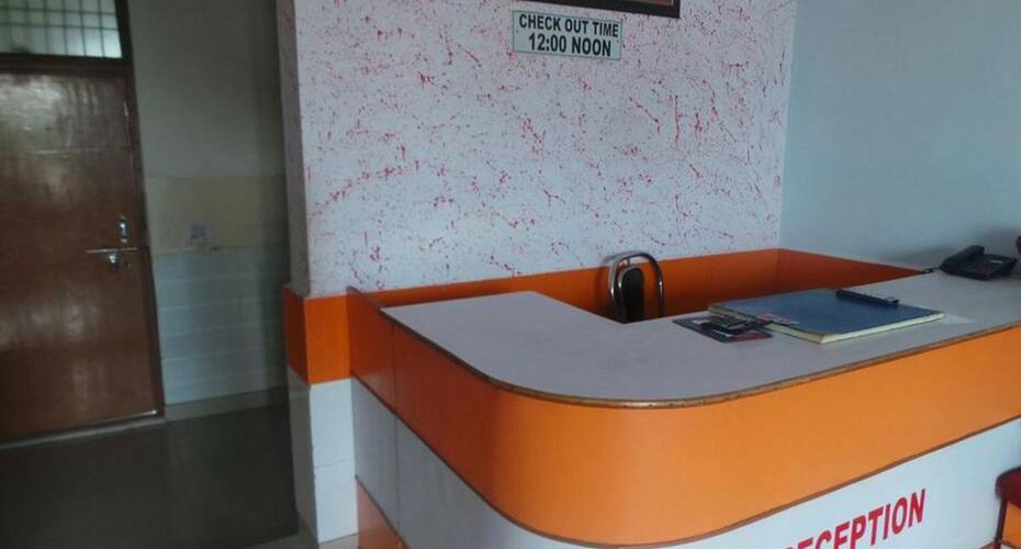 Hotel Avenue, Agra 2