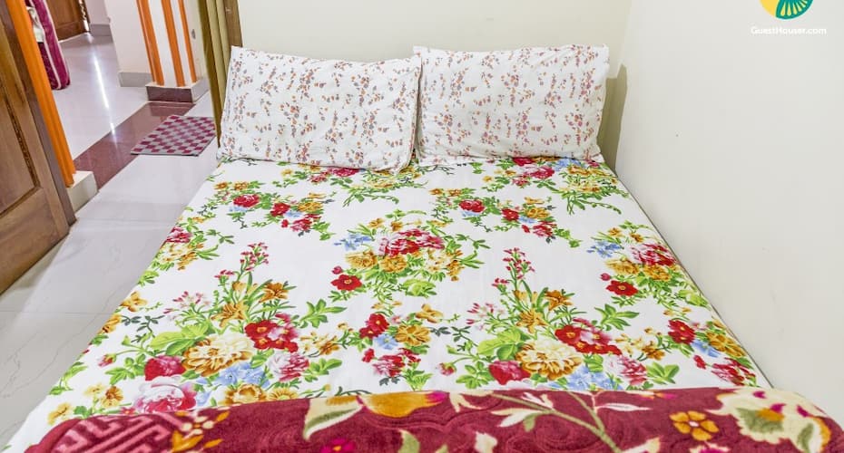 Private room for three in a traditional homestay, Madikeri 5
