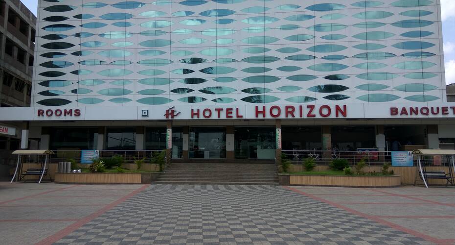 Hotel Horizan, Surat 1