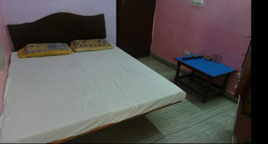 Hotel R B residency, Agra 5