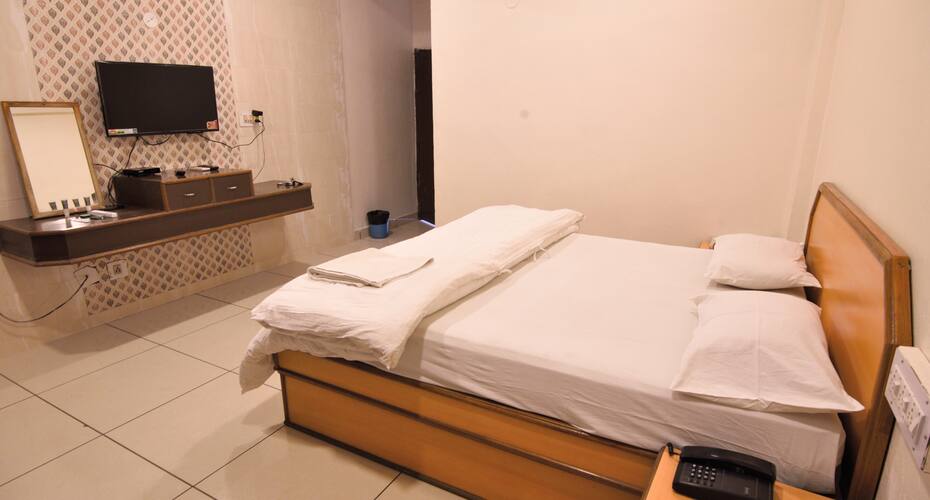 Hotel Anand Palace, Bhopal 3