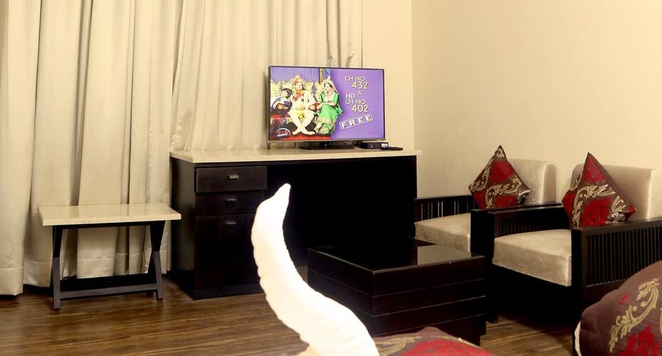 Hotel Atharva Inn, Rohtak 4