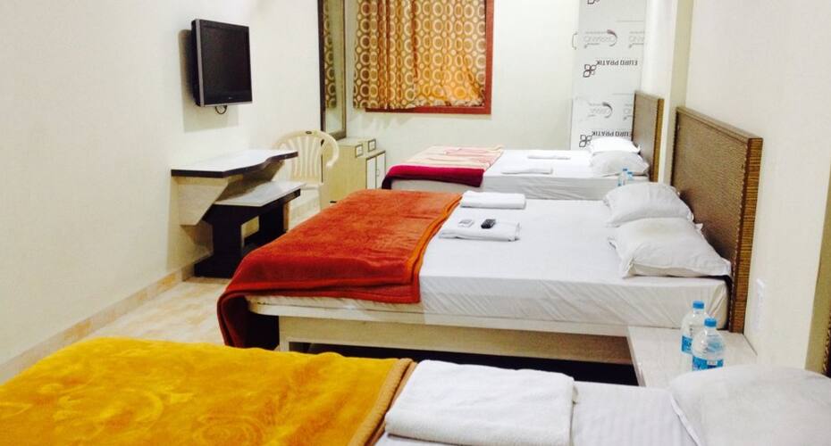 Hotel Omkar Residency, Raigad 5