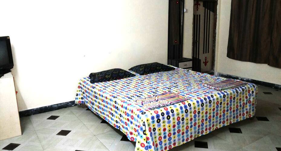 Dhananjay Sea Side Holiday Homes, Malvan 1