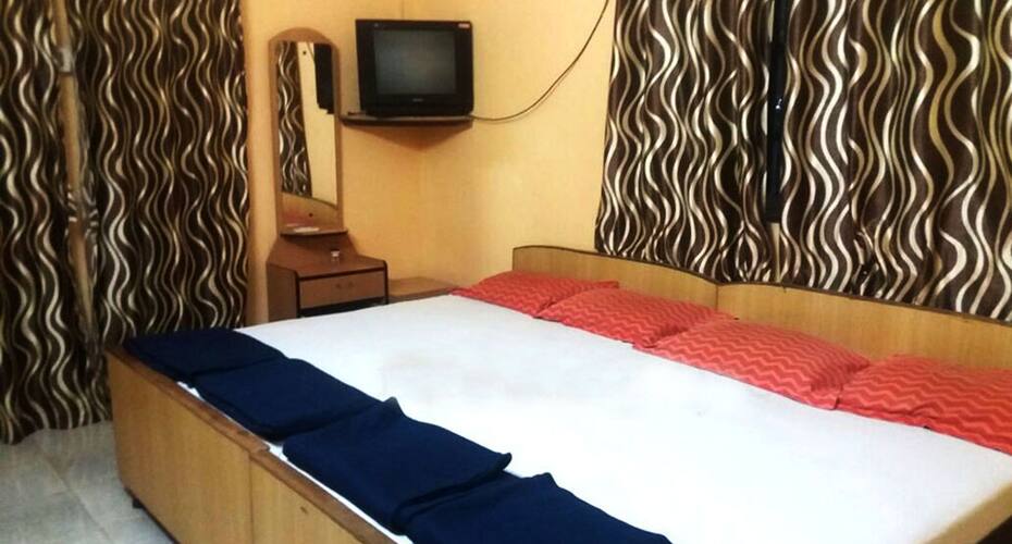 Dhananjay Sea Side Holiday Homes, Malvan 2