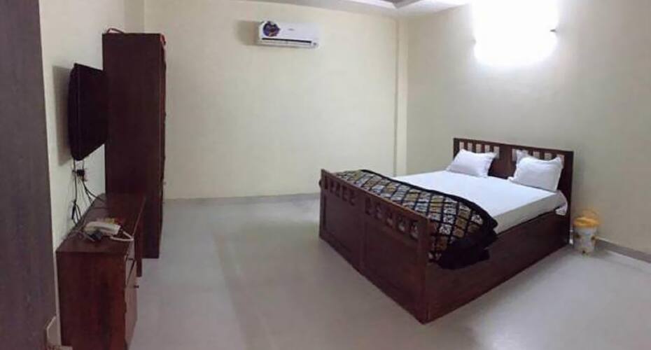 Hotel 4 Seasons, Mansa, Punjab 3