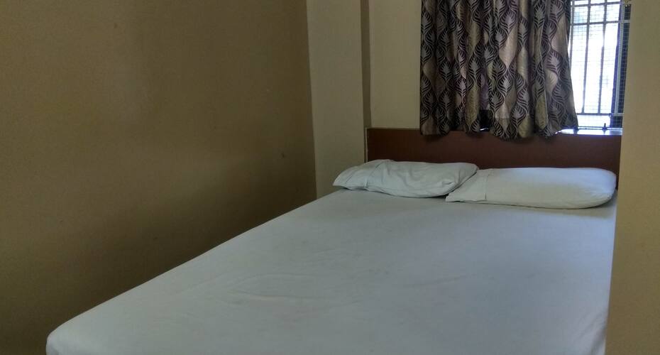 New Zameera Lodge, Mysore 3