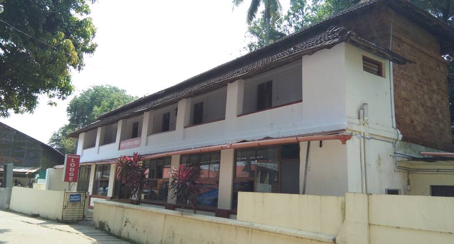 Sree Madhura Lodge, Guruvayoor 1