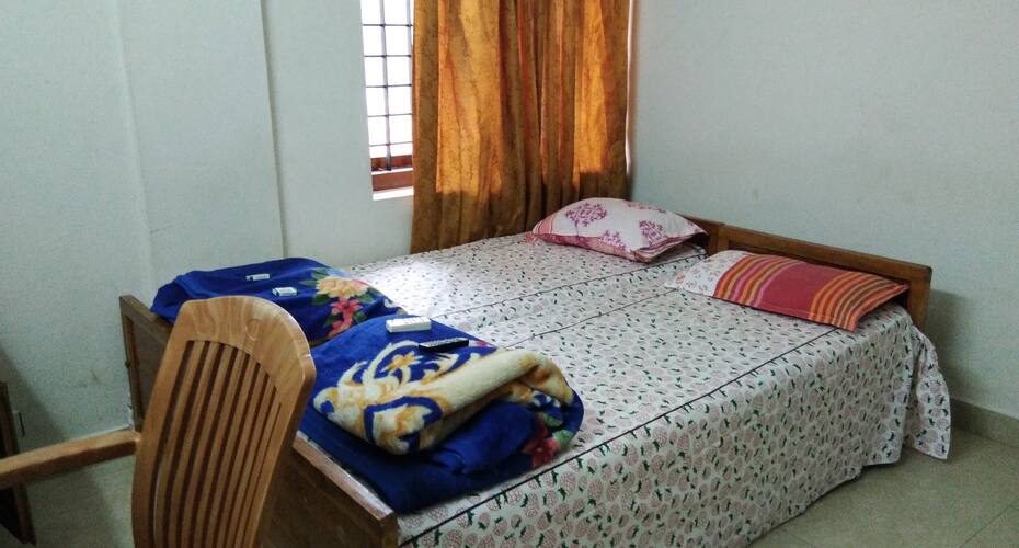 Pisharody Samajam Guest House, Guruvayoor 4
