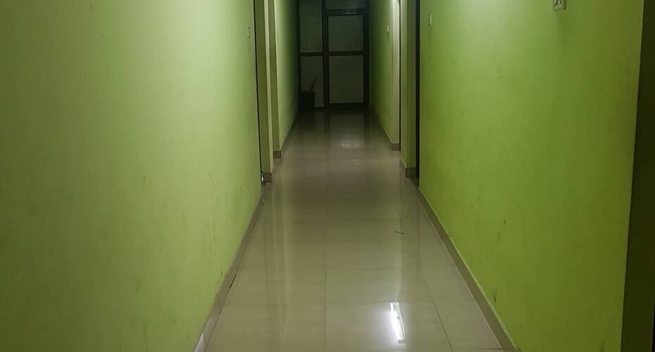 Sree Narayana Tourist Home, Guruvayoor 5