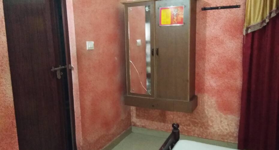 Paranthan Tourist Home, Guruvayoor 5