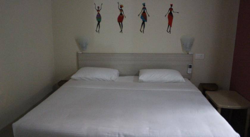 NK Holiday Inn, Goa 4