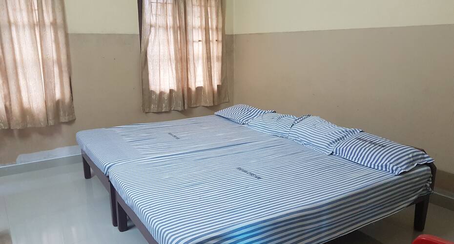 Vrindavan Tourist Home, Guruvayoor 3