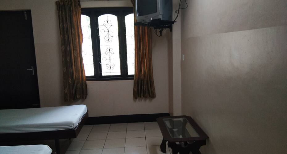 Madhav Inn, Guruvayoor 5