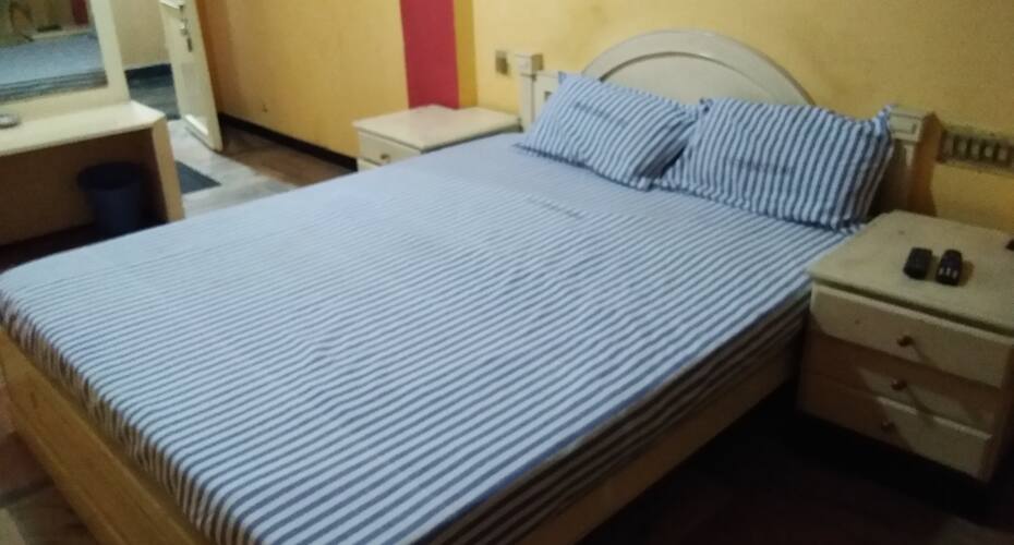 S V Tourist Home, Palakkad 3