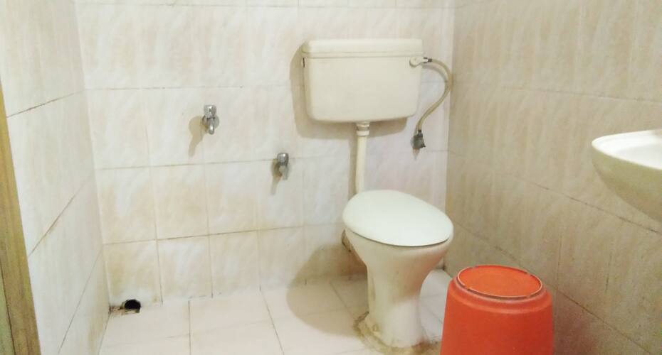 Saravana Residancy, Palakkad 2