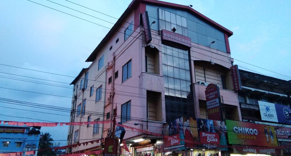 Saravana Residancy, Palakkad 1