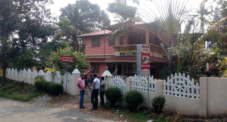 Emmanuval Cottage, Munnar 5