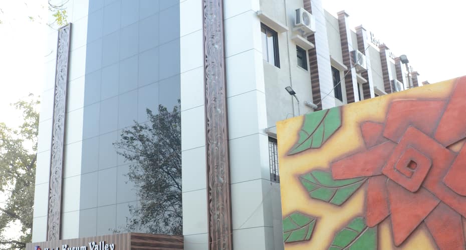Hotel Kusum Valley, Narsinghpur 1