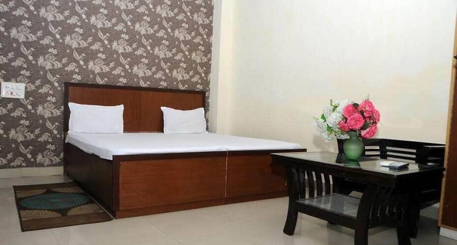 Hotel Stay Well, Bathinda 2
