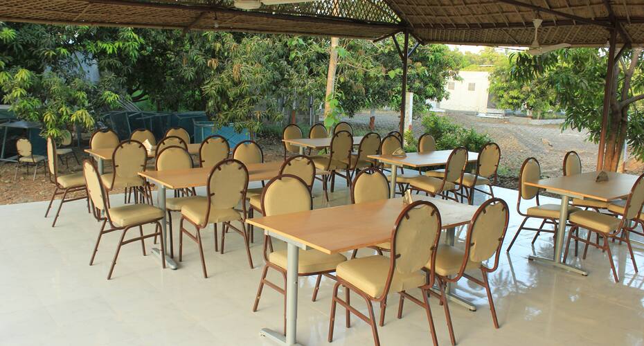 Gir County Resort with Swimming Pool, Sasan Gir 5