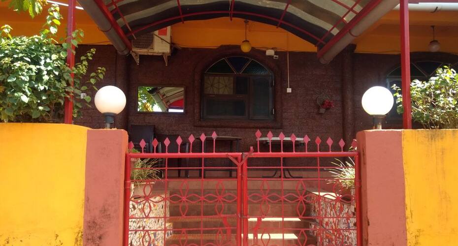Amazing and Colorful Villas, Goa 2