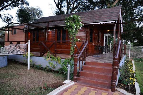Log Cabin stay, Chikmaglur 4
