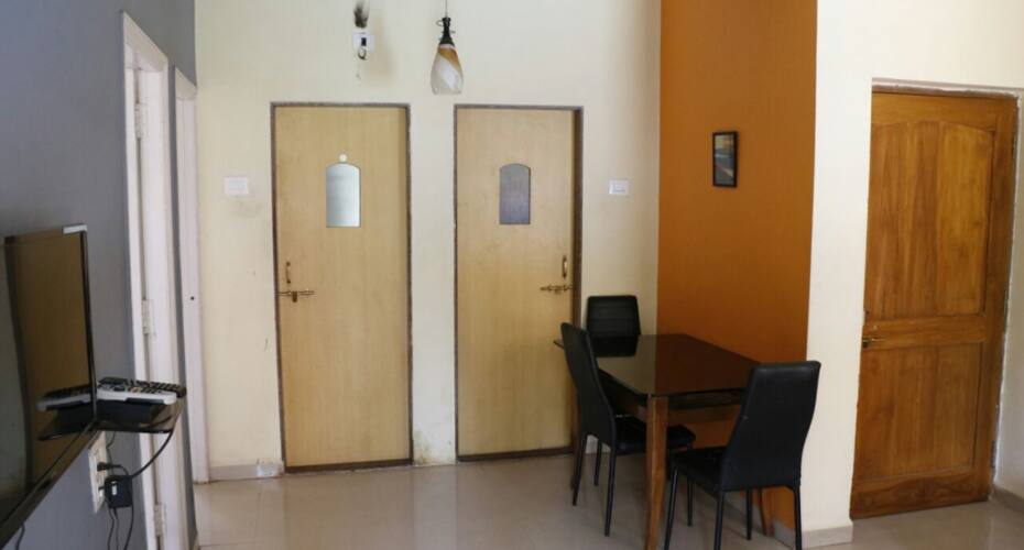 Cosy and comfortable apartment next to pool, Goa 4