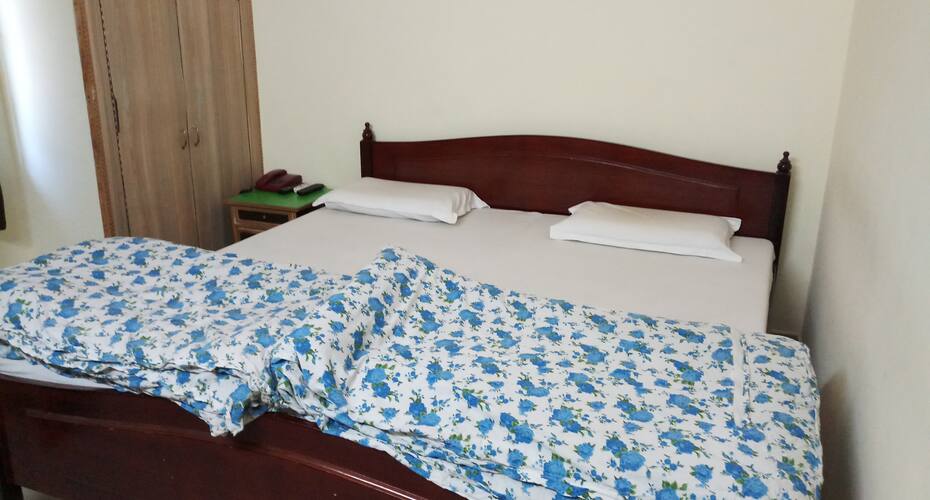 Hotel Chahat, Srinagar Uk 4