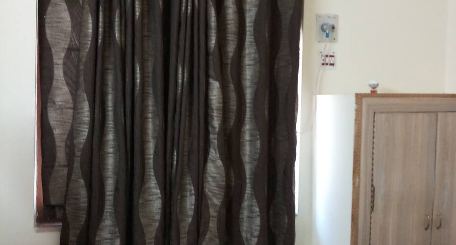 Hotel Chahat, Srinagar Uk 5