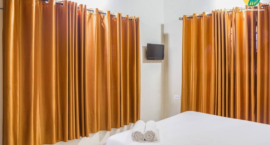 2-BR homestay with a homely touch, 1 km from Madikeri Fort, Madikeri 4