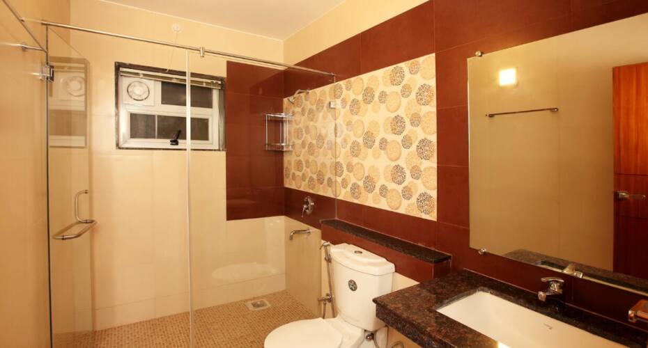 Palace private pool villa baga arpora road, Goa 3