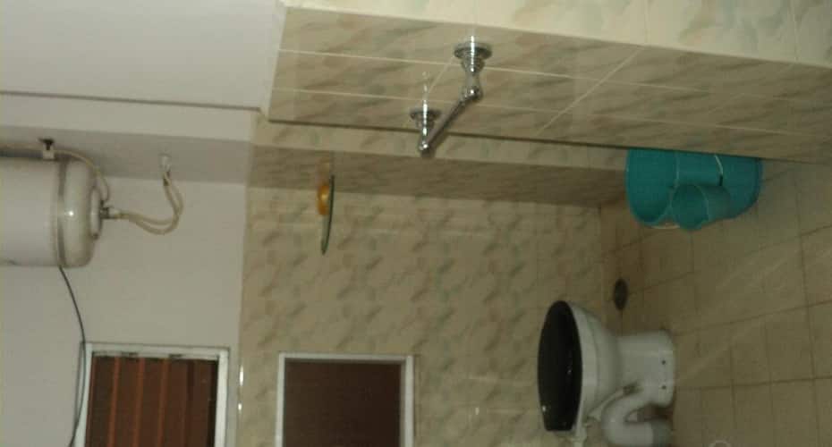 British Bungalow Room stay, Chikmaglur 1