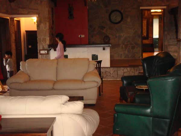 British Bungalow Room stay, Chikmaglur 2