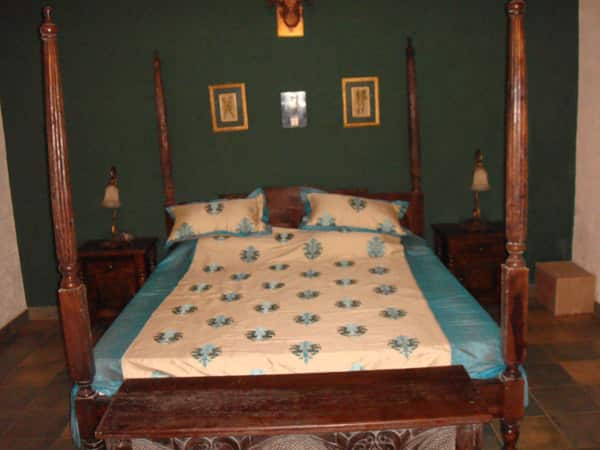 British Bungalow Room stay, Chikmaglur 4