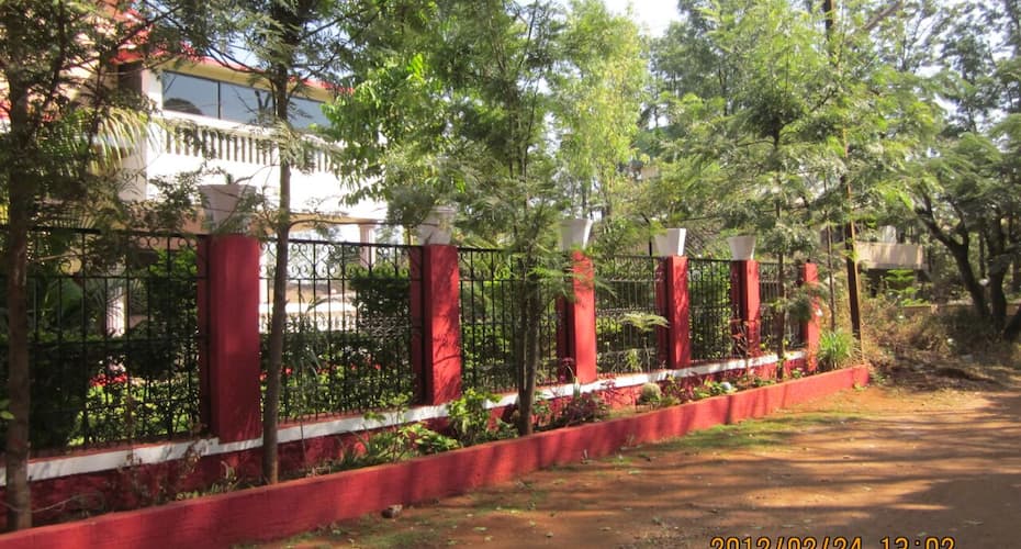 A Six Bedroom Villa in Mahabaleshwar, Mahabaleshwar 3
