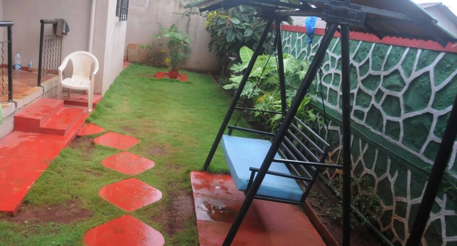 Hill Top AC Villa Room Stay, Lonavala 4