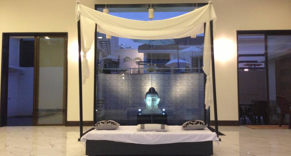Exclusive Luxury Pool Villa, Lonavala 3