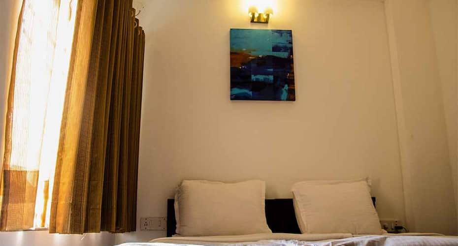 Peaceful Home stay in a serviced apartment on the ground floor, Lonavala 5