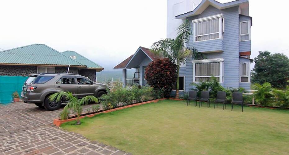 6 Bedroom Luxurious Bungalow in Mahabaleshwar, Mahabaleshwar 1