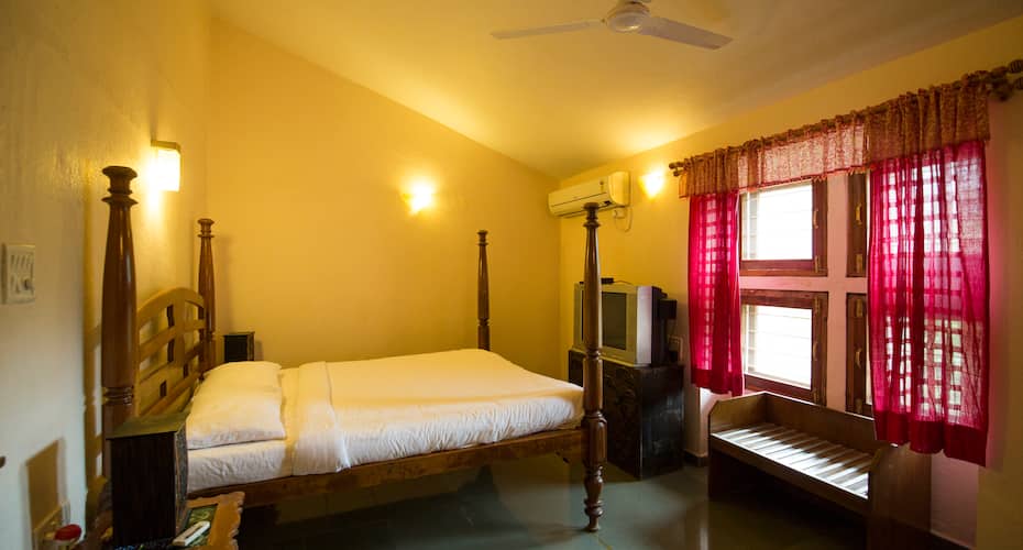 This is a 4BHK Villa Located in Mahabaleshwar, Mahabaleshwar 2