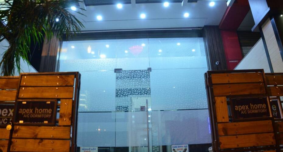 Hotel Apex Home, Mumbai 4