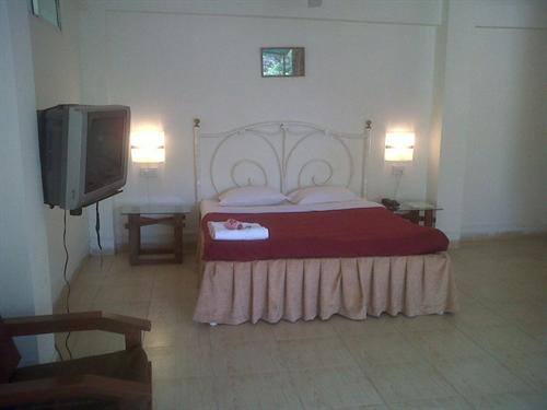 2 Bedroom villa in Top floor, Mahabaleshwar 2