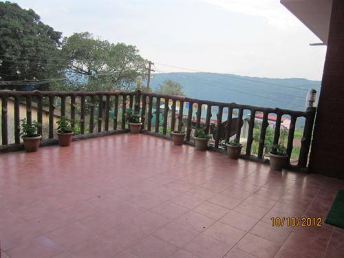 Deluxe Room stay, Mahabaleshwar 3