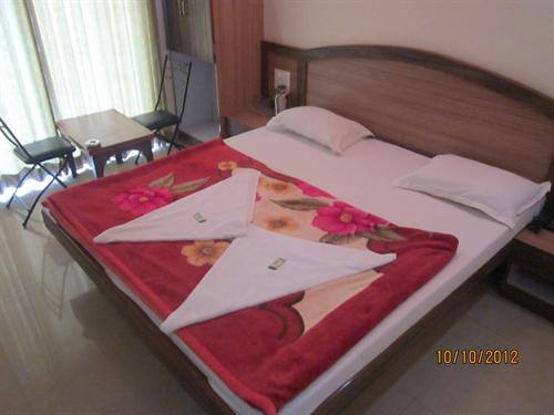 Deluxe Room stay, Mahabaleshwar 5