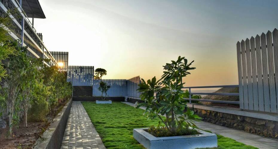 3BHK Villa with Private Swimming Pool, Igatpuri 5