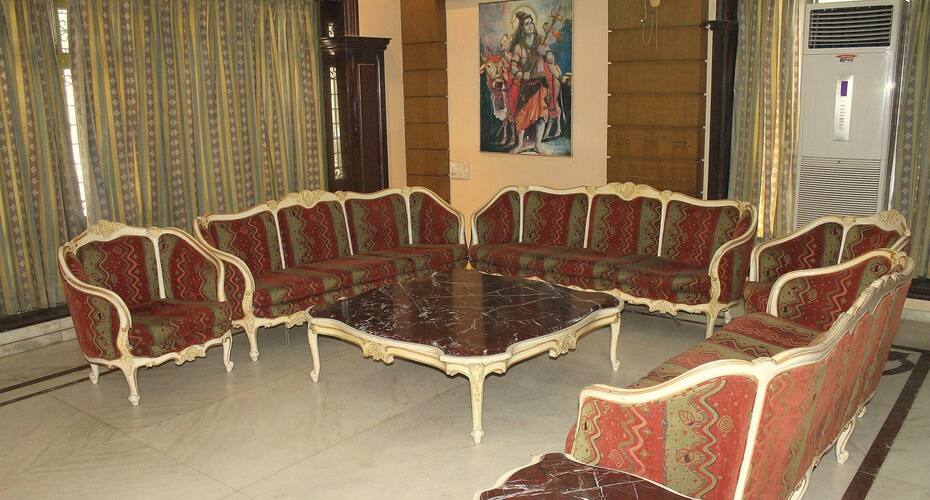 Bungalow on Rent for Vacation/Wedding Accomodation, Mumbai 4