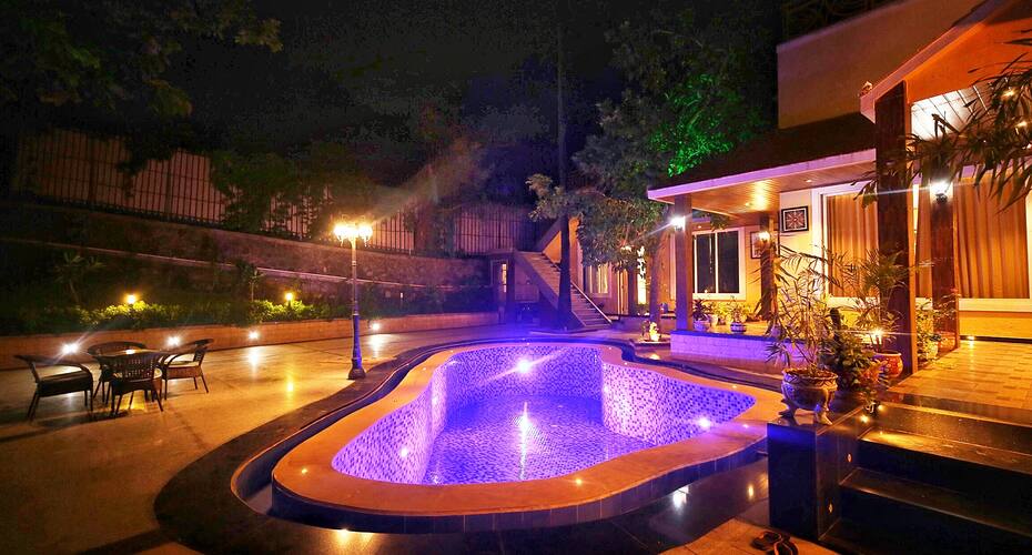 Four BHK Villa In Mumbai, Mumbai 5