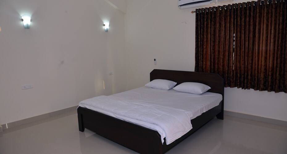Room accommodation in Serviced Apartment, Malad East, Mumbai, Mumbai 3
