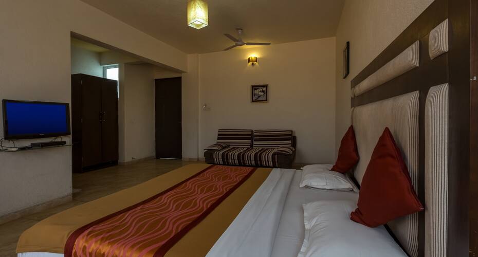 AC Executive rooms At Dew Drops Igatpuri ( 2 Persons), Igatpuri 4